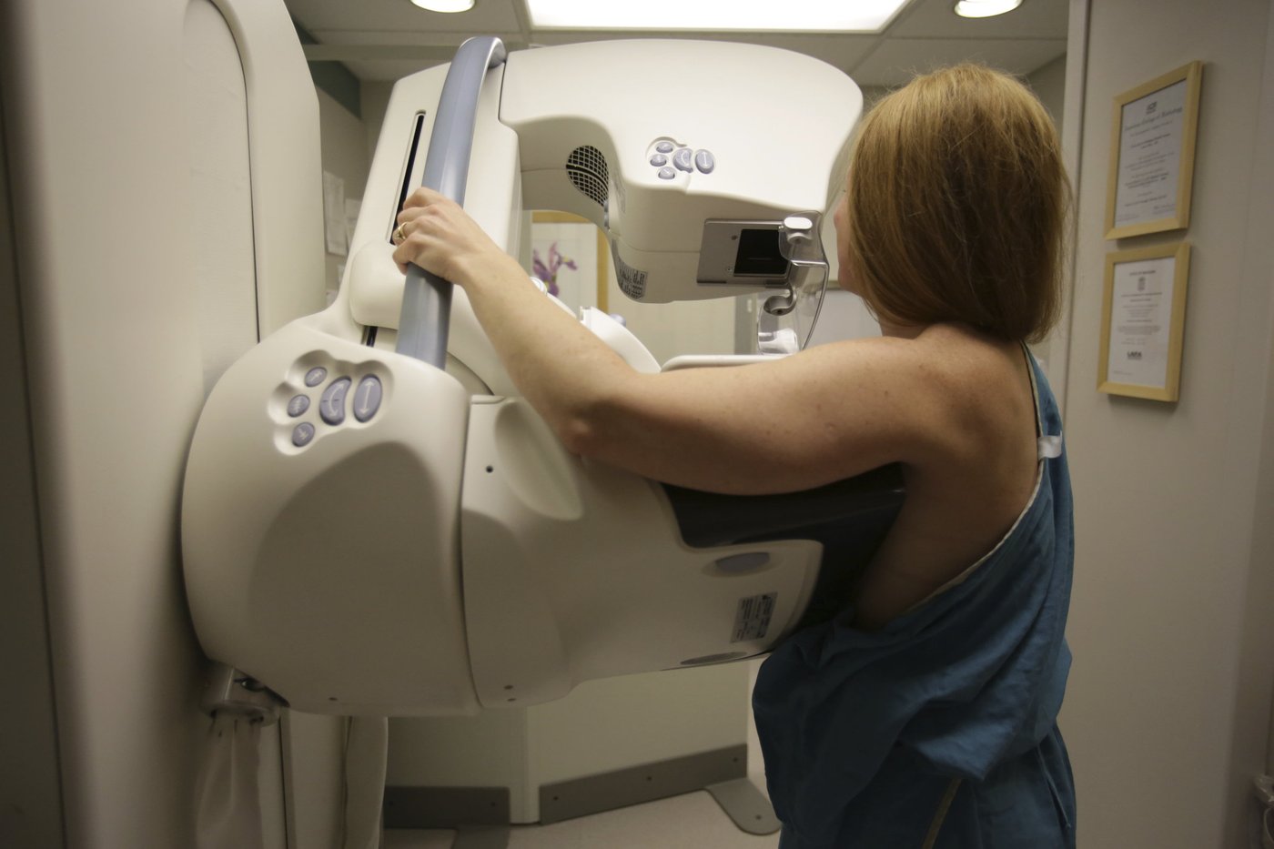 Ontario lowers mammogram self-referral age to 40 from 50, bookings can now be made