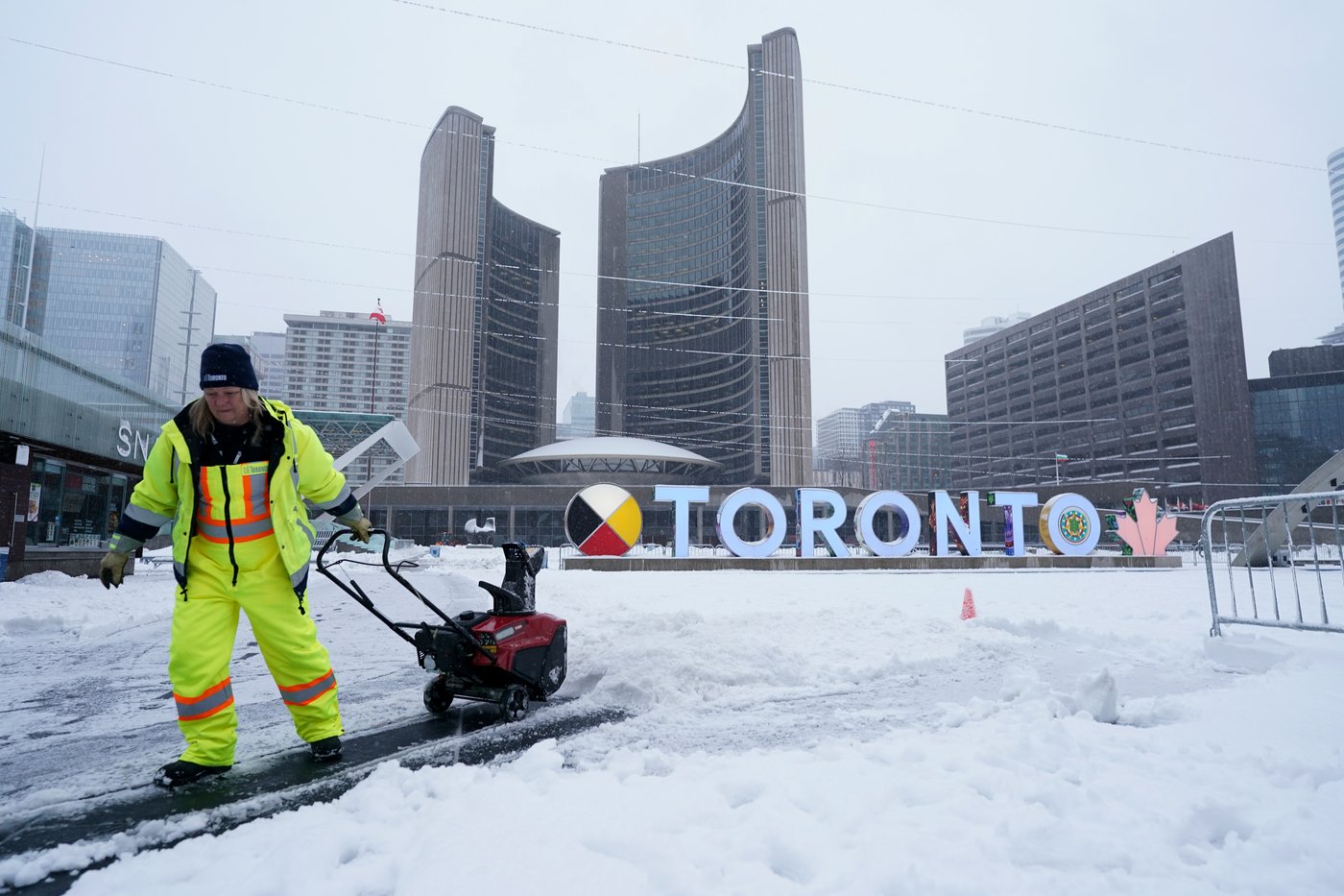 Toronto’s winter plan for homeless people is ‘disappointing,’ housing advocate says