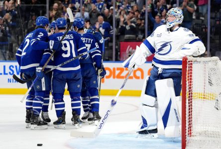 William Nylander powers Maple Leafs over Lightning 5-2