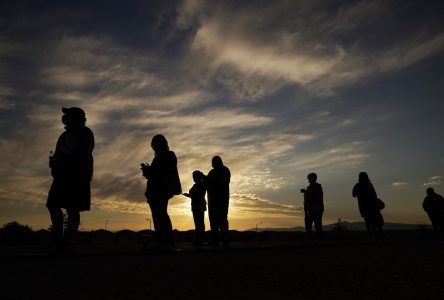 Retiring early hurts financial resiliency, Manulife survey shows