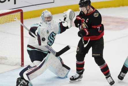 Forsberg nets shutout as Senators beat Kraken 3-0