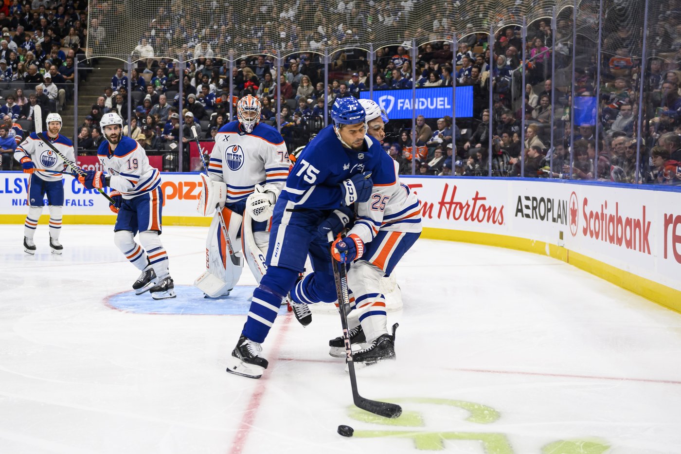 Oilers defenceman Darnell Nurse exits game after Reaves head shot: ‘Dangerous play’