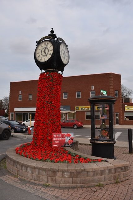 North Dundas remembers with unique displays