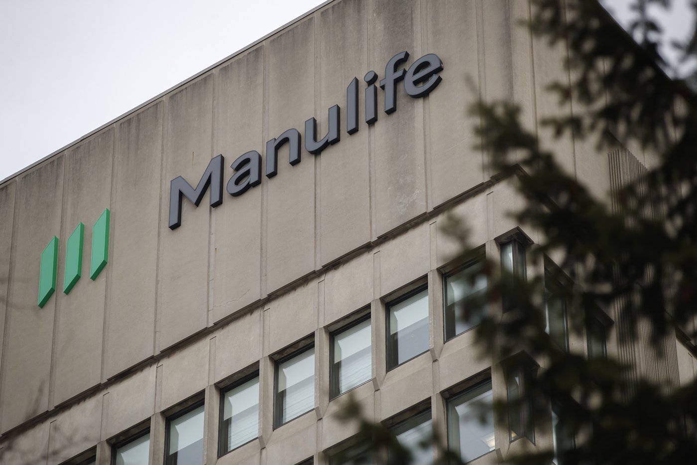 Manulife reports earnings up on Asia growth, says adding more AI tools